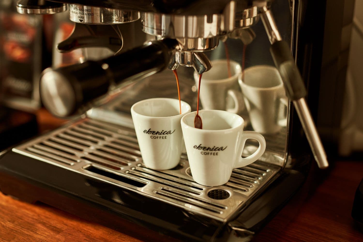 dve espresso šalky EBENICA COFFEE