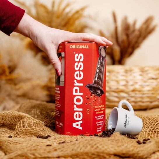 balenie alternatívneho kávovaru Aeropress Original