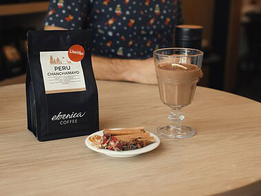 vianočny kavovy liker s Limitkou Peru