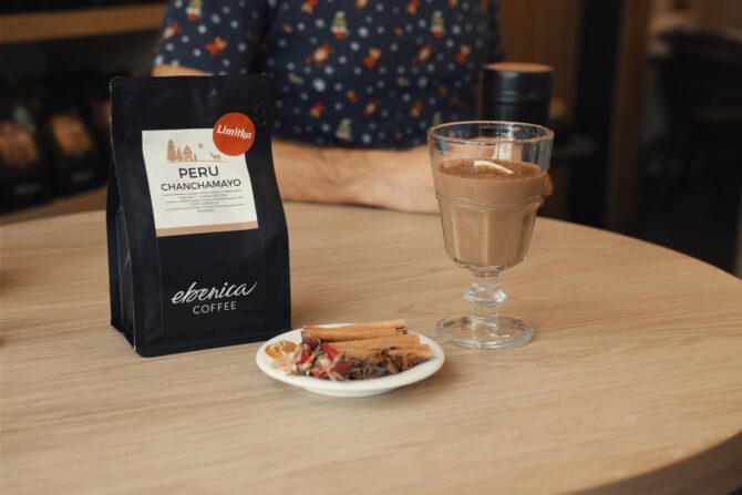 vianočny kavovy liker s Limitkou Peru