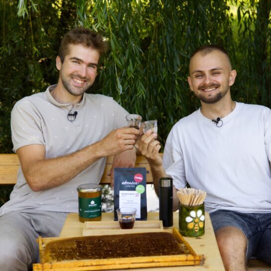 káva a včely kávovlog